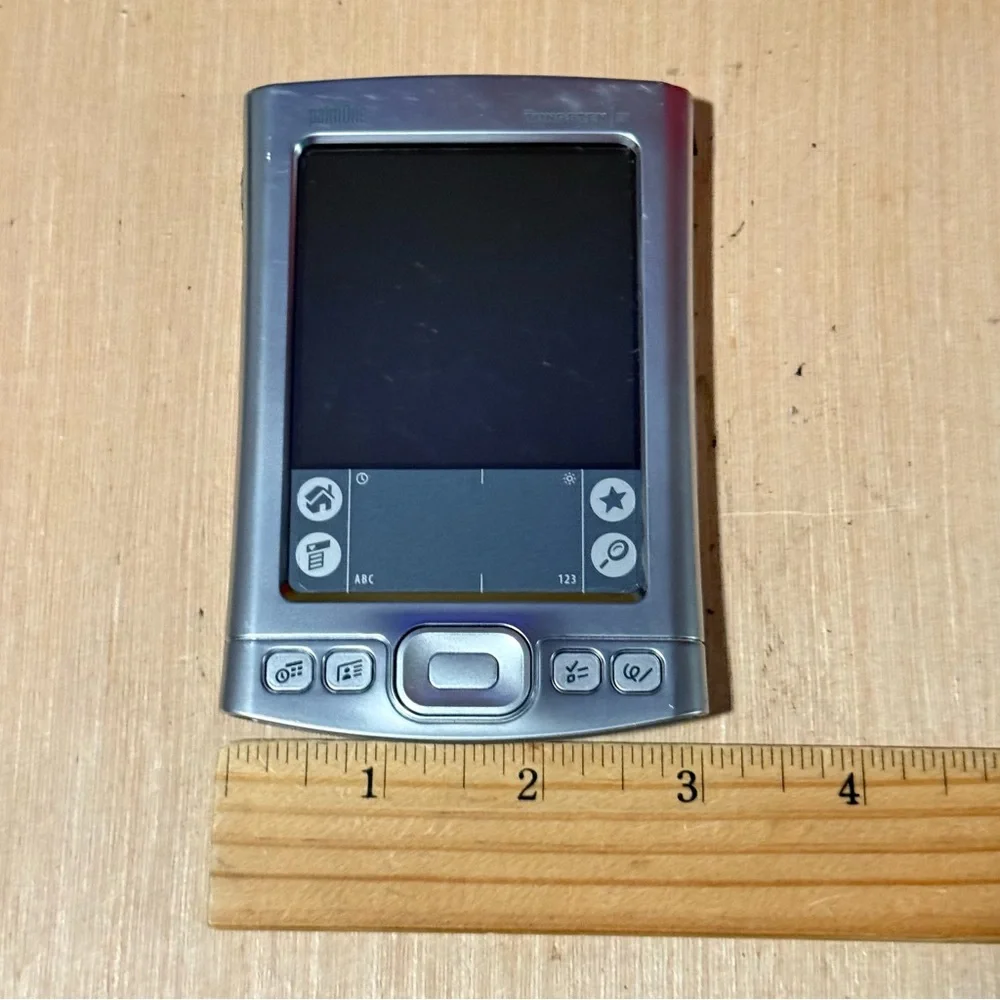 Palm Tungsten E2 PDA “UNTESTED”No Charger Good Condition w/stylist-Pen Read Info